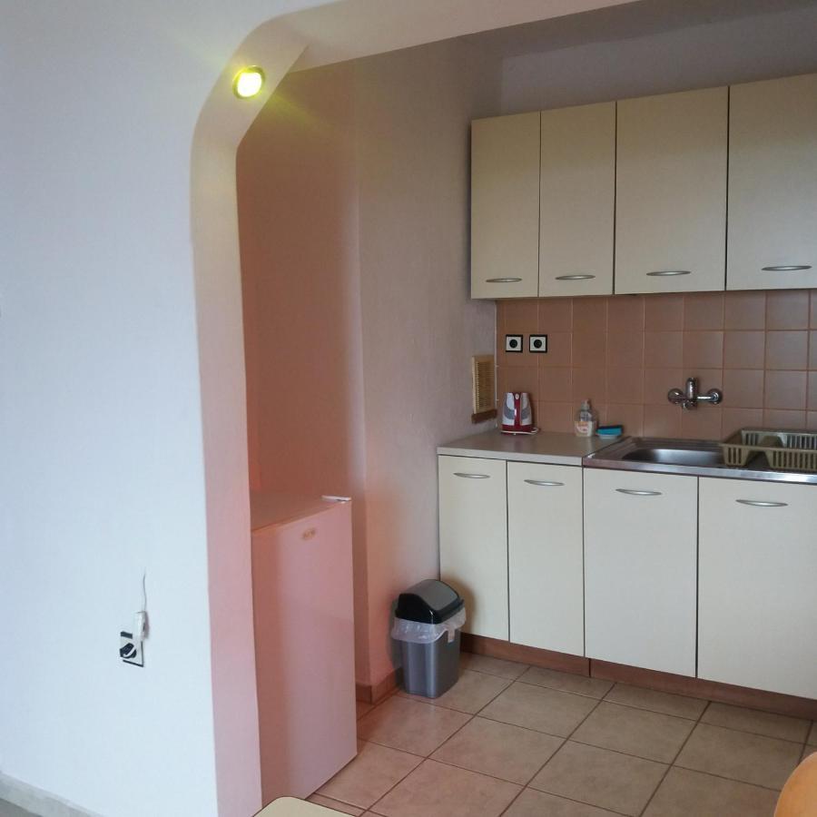 Hotel Къща За Гости Семейство Маврови à Rezovo Extérieur photo