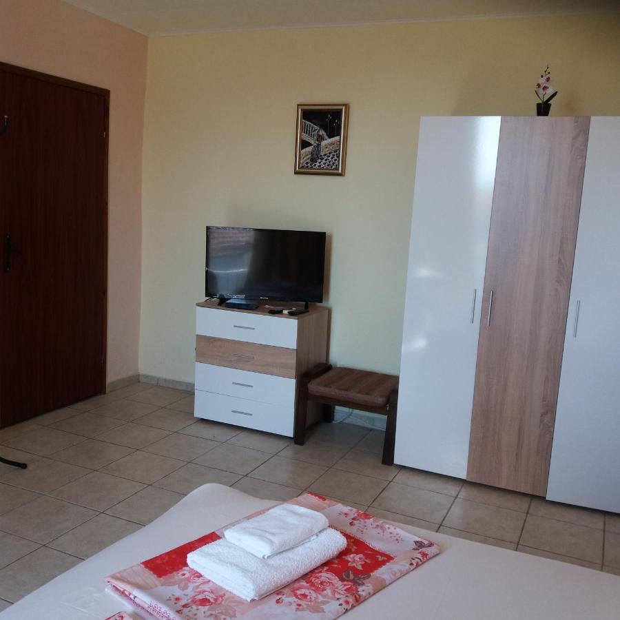 Hotel Къща За Гости Семейство Маврови à Rezovo Extérieur photo