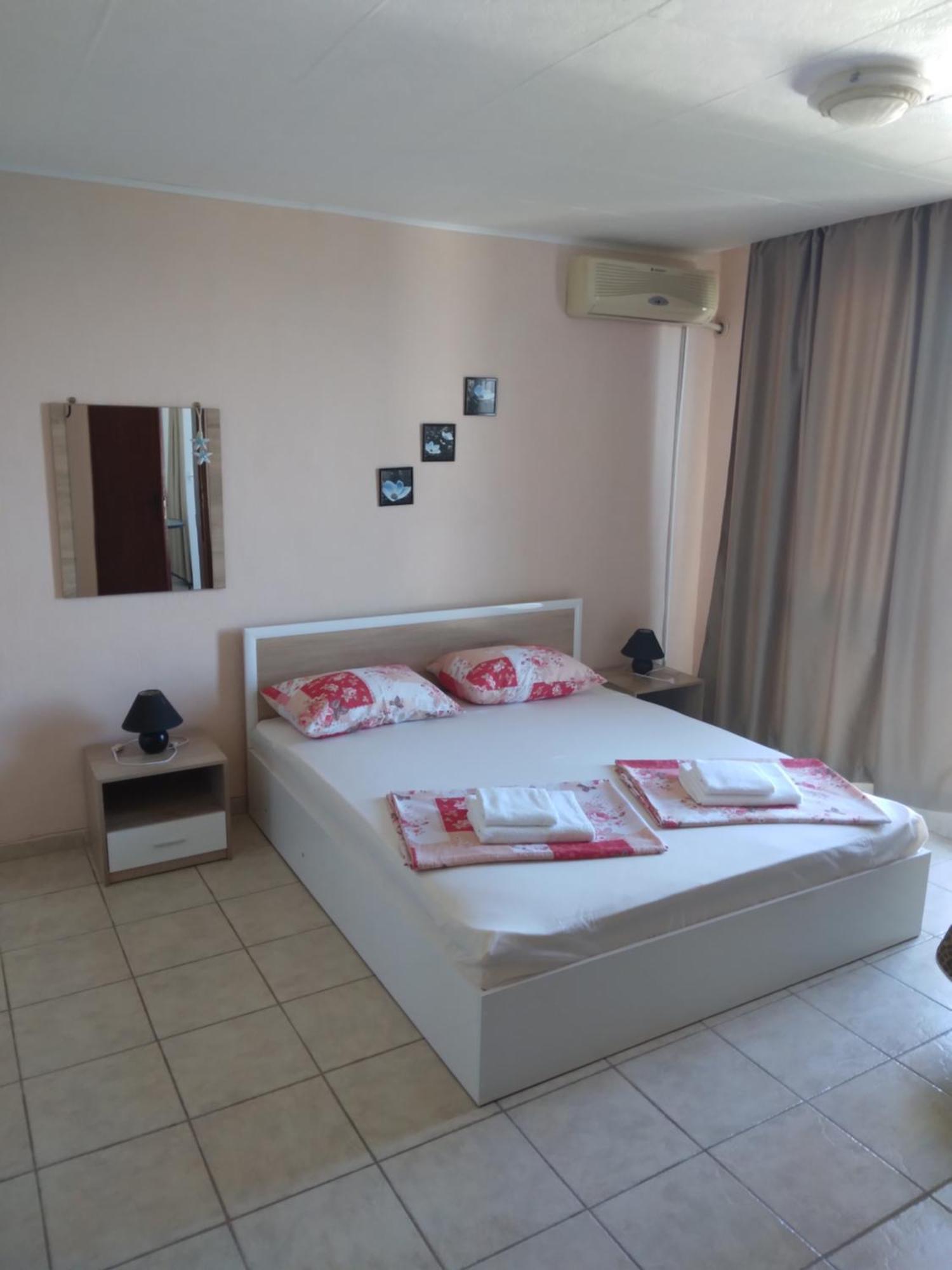 Hotel Къща За Гости Семейство Маврови à Rezovo Extérieur photo