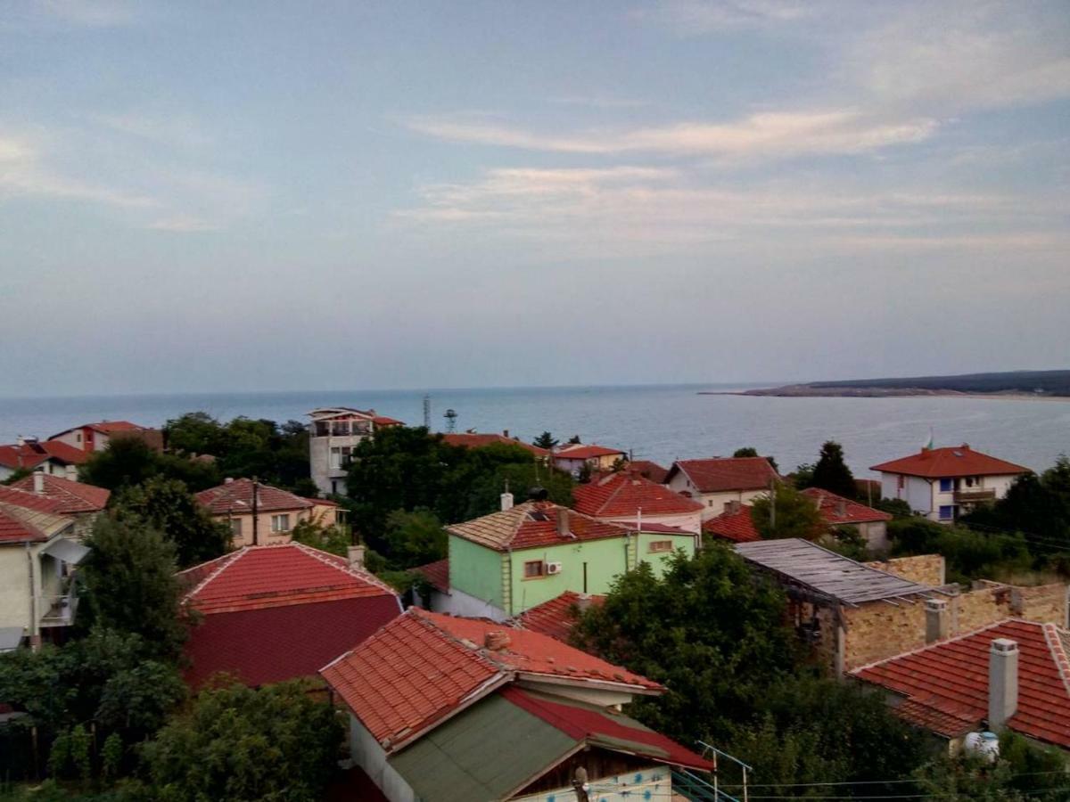 Hotel Къща За Гости Семейство Маврови à Rezovo Extérieur photo